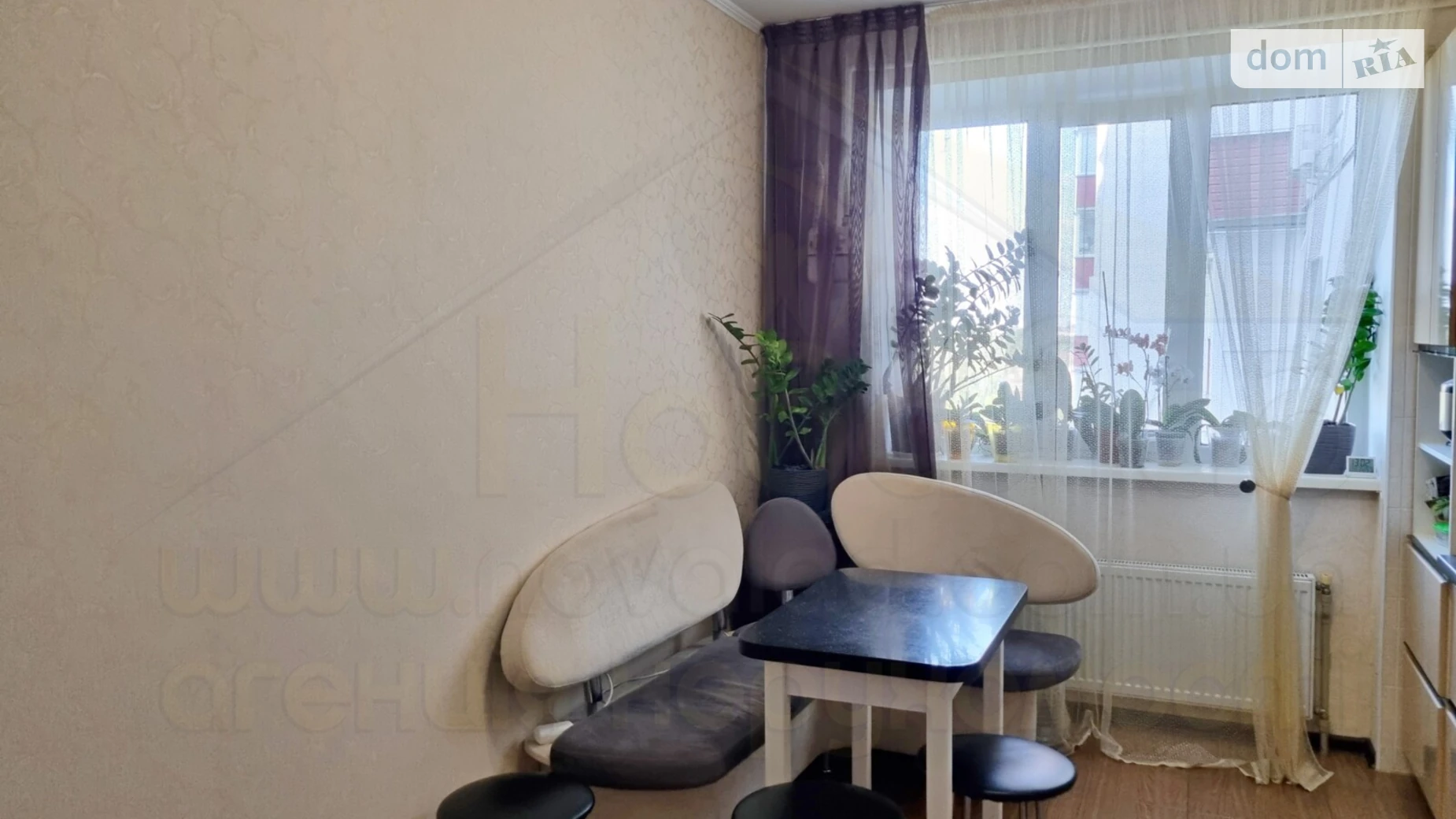 Продается 2-комнатная квартира 66.4 кв. м в Чернигове, ул. Старобелоусская - фото 2