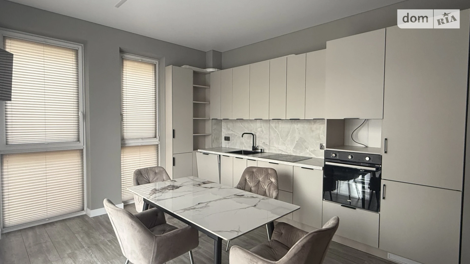 Продается 1-комнатная квартира 54 кв. м в Ужгороде, ул. Собранецкая, 112 - фото 5