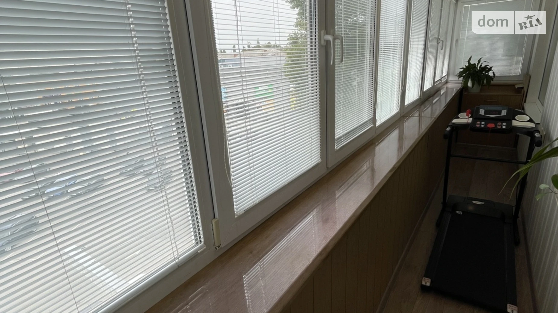 Продается 2-комнатная квартира 52.6 кв. м в Павлограде, ул. Центральная - фото 2