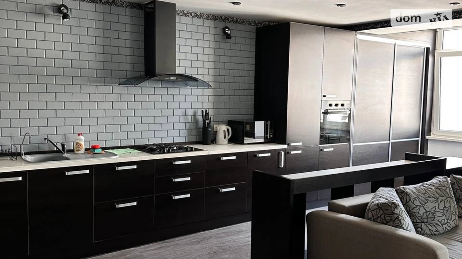 Сдается в аренду 3-комнатная квартира 85.6 кв. м в Одессе, ул. Зоопарковая, 12 - фото 2