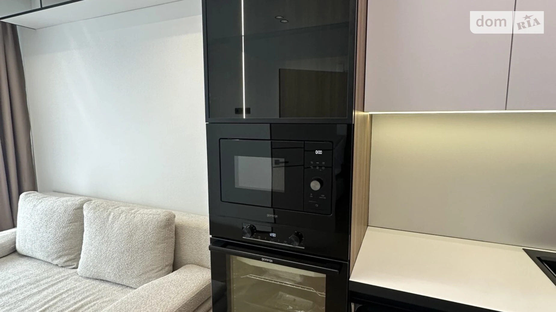 Продается 1-комнатная квартира 40 кв. м в Ивано-Франковске, ул. Бельведерська, 32Б - фото 2