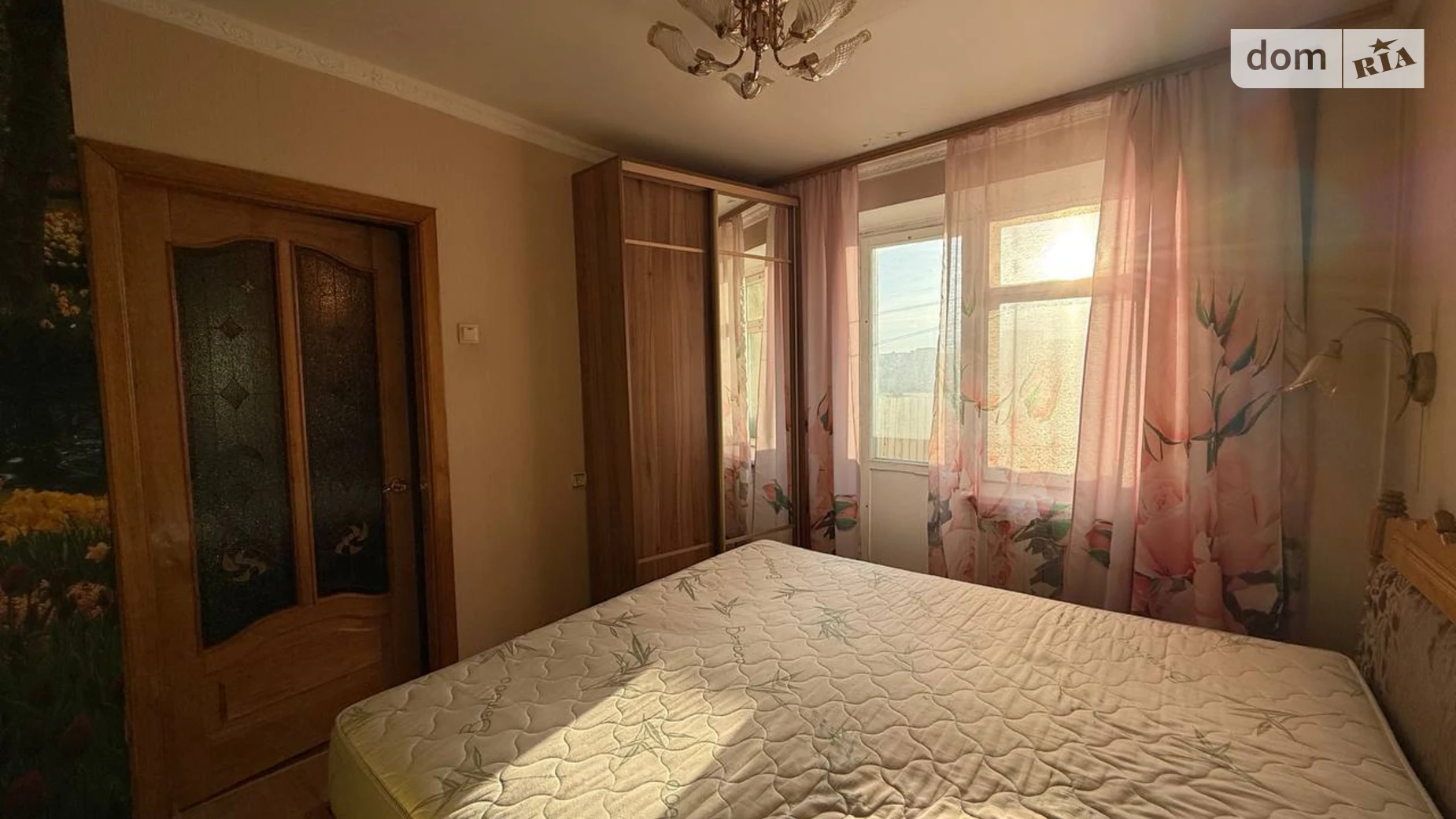 Продается 4-комнатная квартира 82.5 кв. м в Новояворовске, ул. Сечевых Стрельцов - фото 2