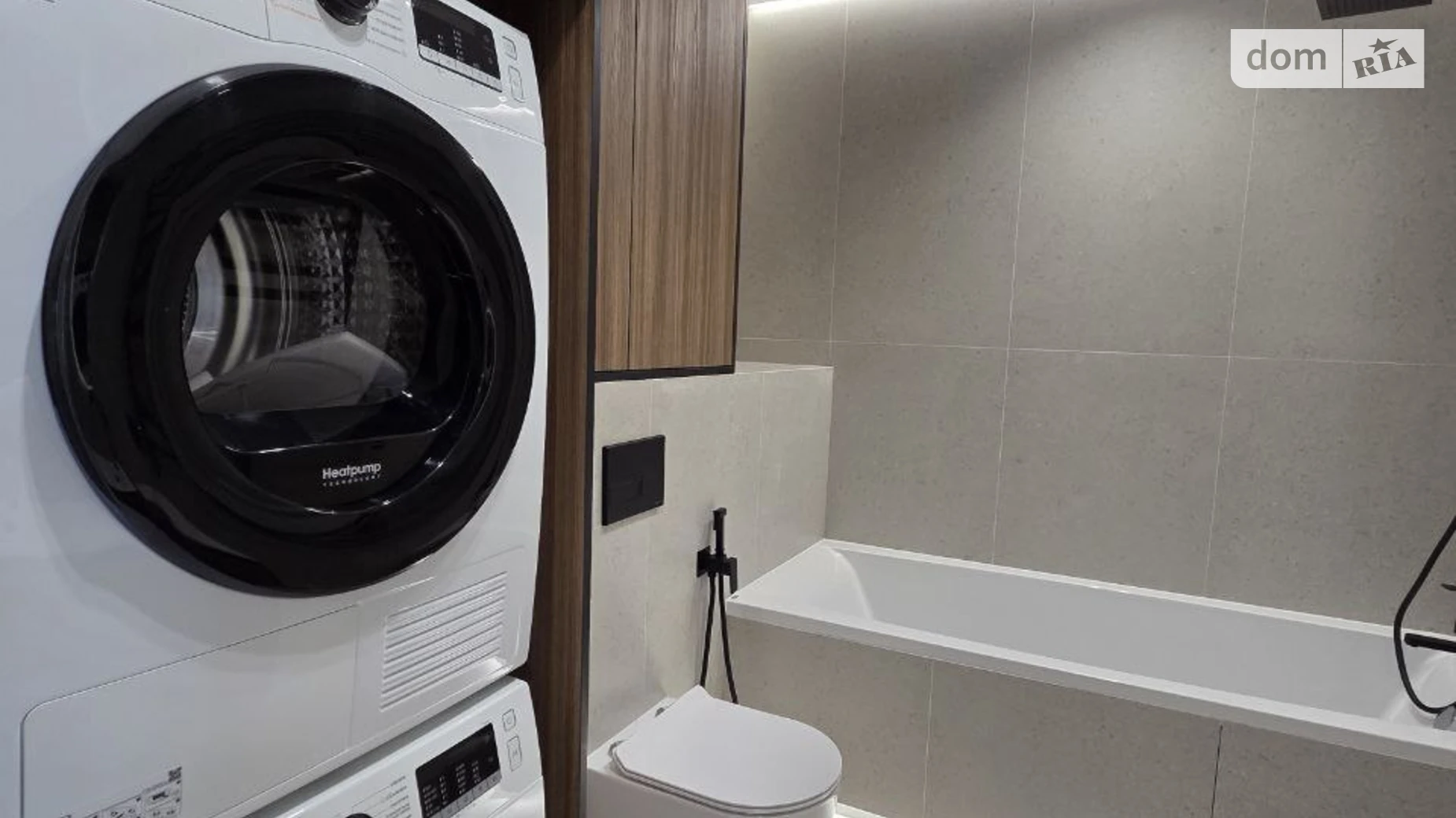 Продается 1-комнатная квартира 40 кв. м в Ивано-Франковске, ул. Бельведерська, 32Б - фото 2