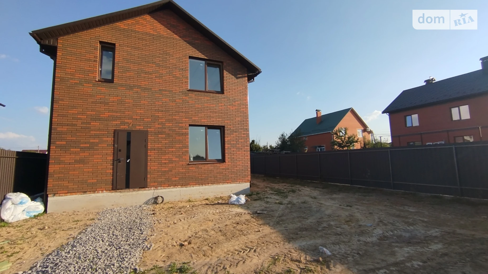 Продається будинок 2 поверховий 107 кв. м з гаражем, цена: 89000 $ - фото 2