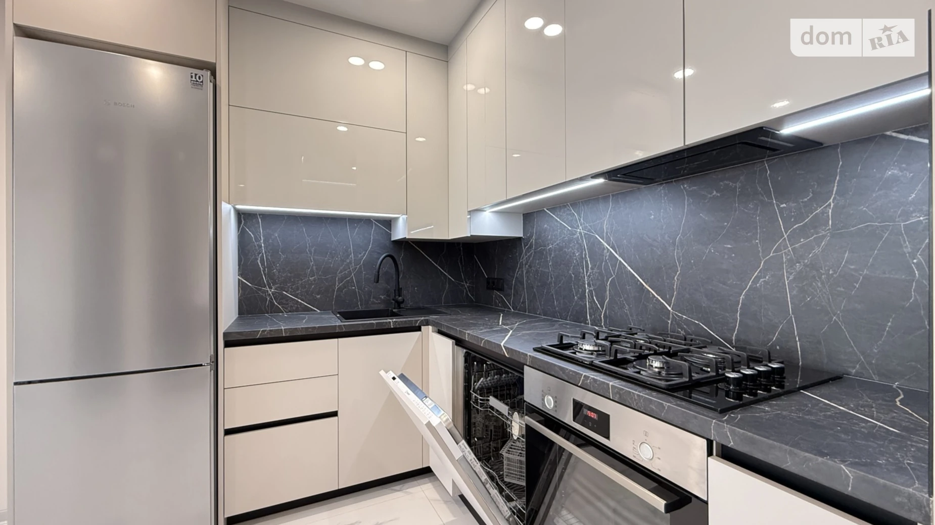 Продается 1-комнатная квартира 45 кв. м в Ровно, ул. Студенческая, 24 - фото 5