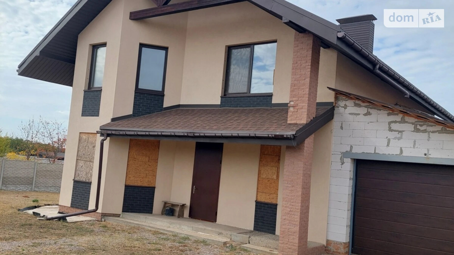 Продается дом на 2 этажа 215 кв. м с баней/сауной, цена: 200000 $ - фото 3