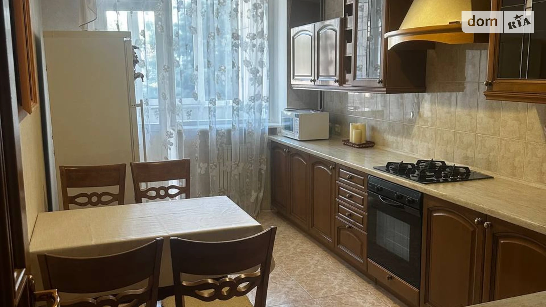 Сдается в аренду 3-комнатная квартира 120 кв. м в Одессе, ул. Довженко, 6 - фото 2