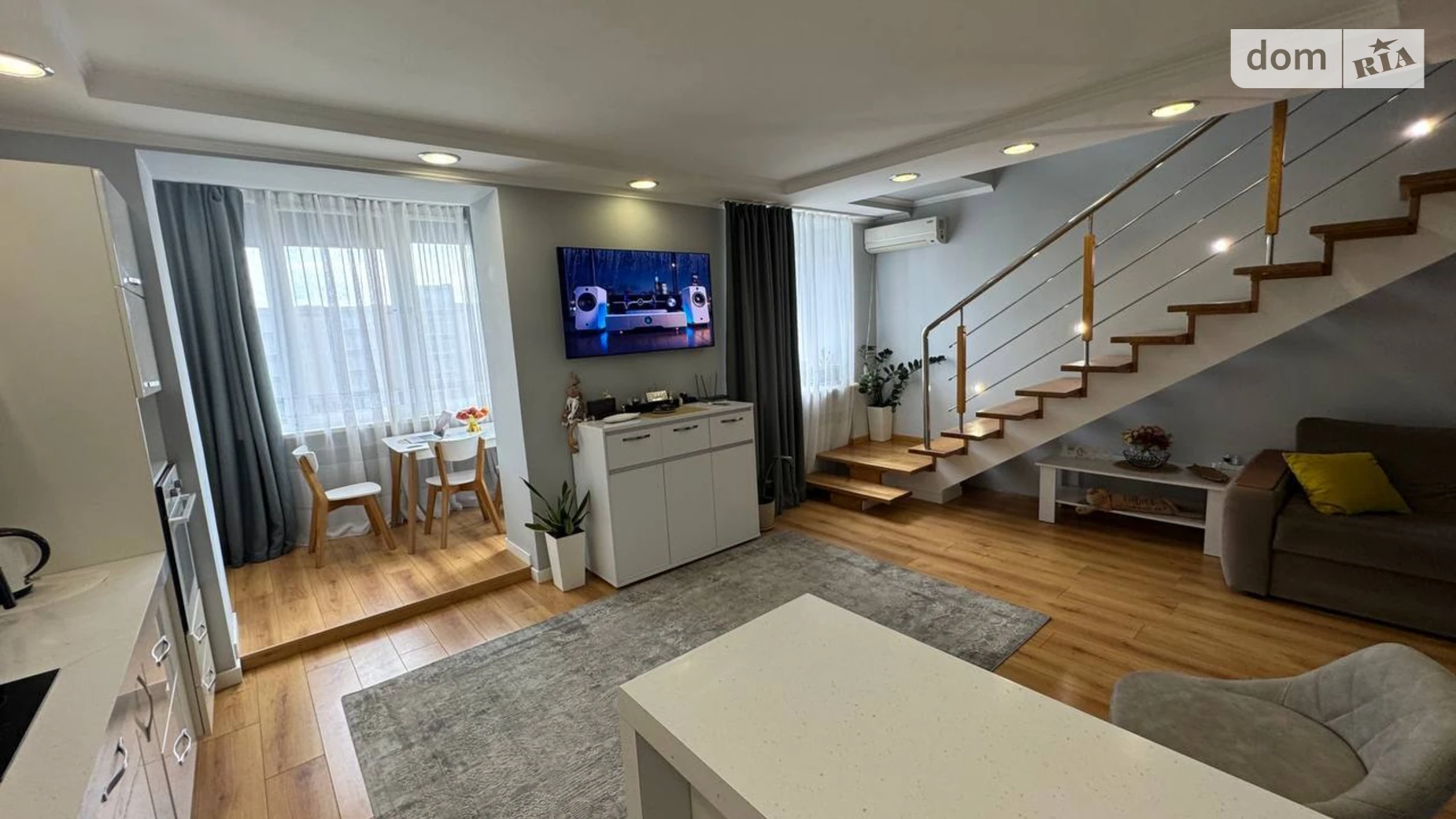 Продається 3-кімнатна квартира 107.3 кв. м у Хмельницькому, вул. Зарічанська, 11Б - фото 2