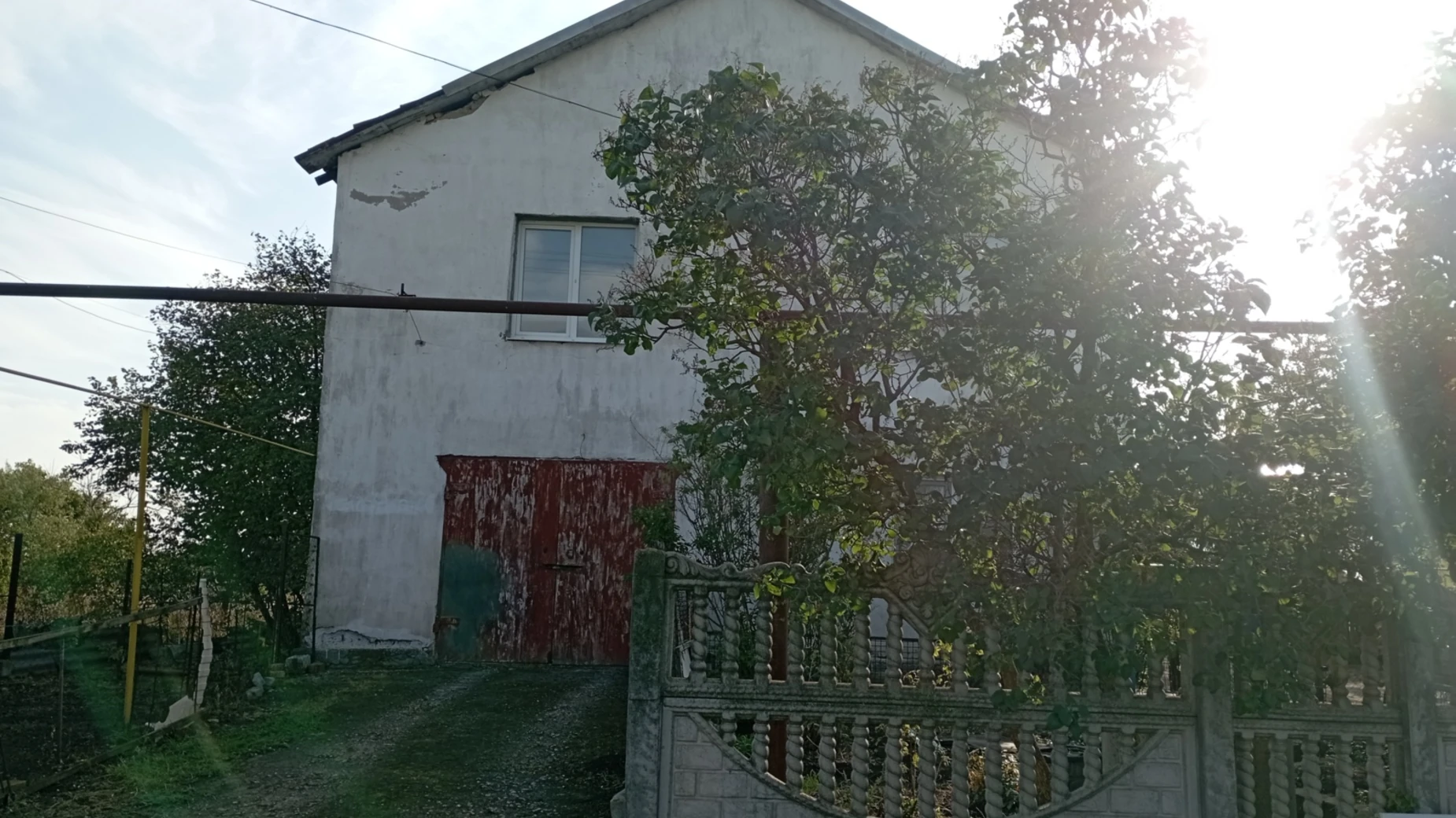Продается дом на 2 этажа 198.9 кв. м с гаражом, цена: 40000 $ - фото 2