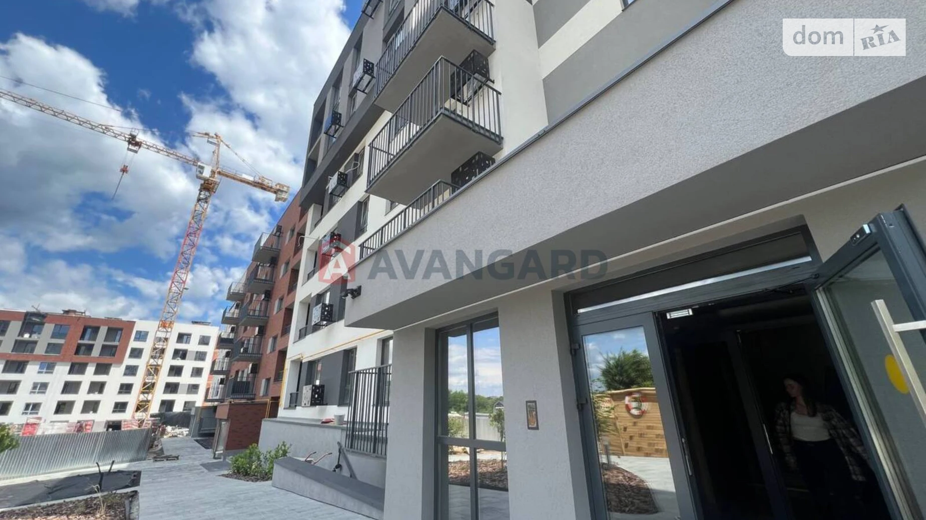Продается 1-комнатная квартира 37 кв. м в Львове, ул. Роксоляны, 30 - фото 2