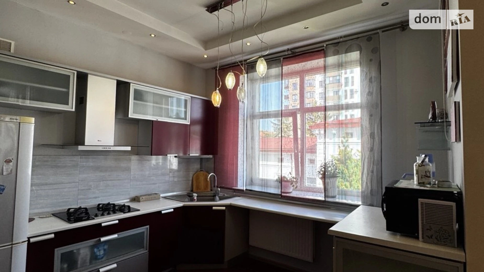 Продается 2-комнатная квартира 96 кв. м в Львове, ул. Мечникова, 18 - фото 3