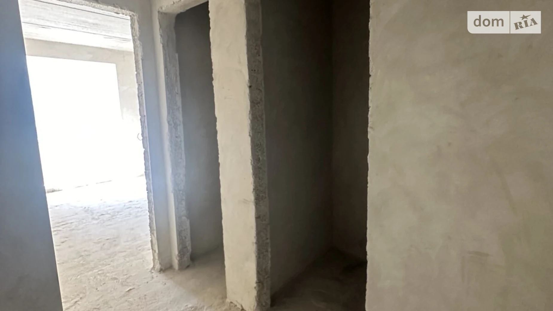 Продается 3-комнатная квартира 88.7 кв. м в Ивано-Франковске, ул. Приозерная, 28 - фото 2