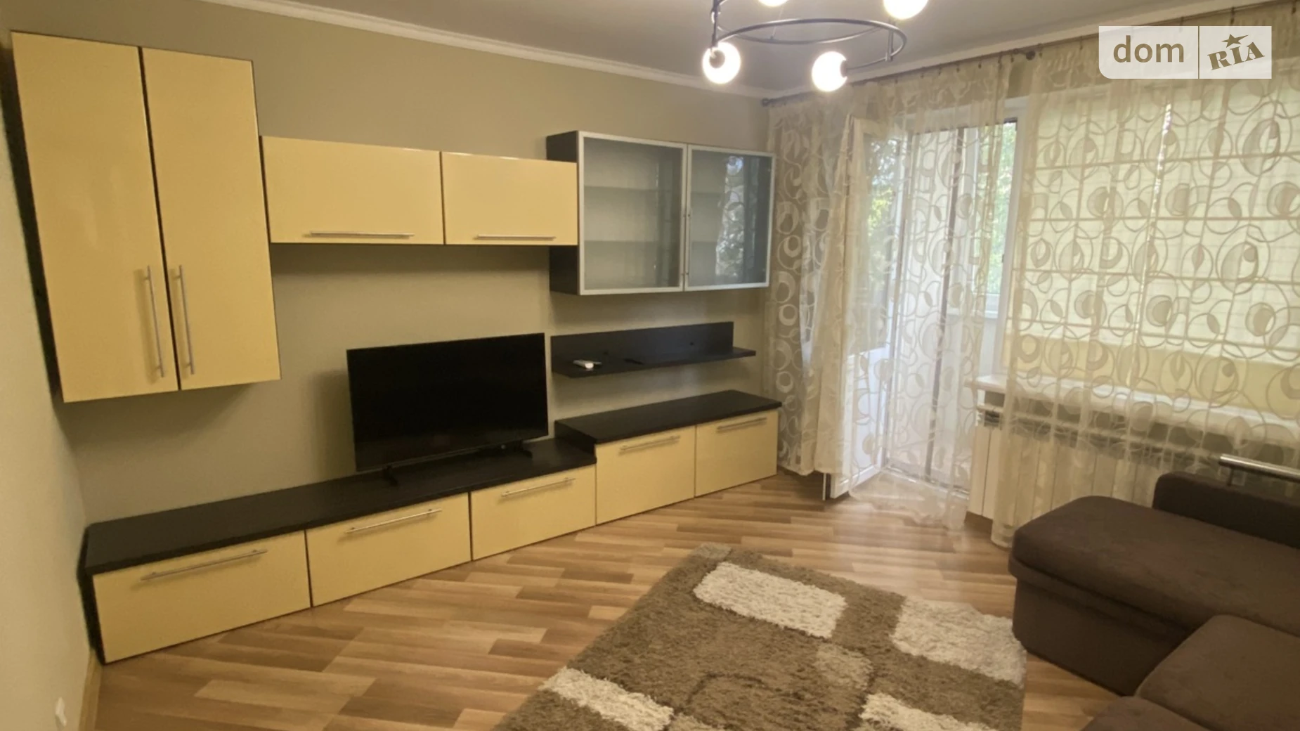 Продается 2-комнатная квартира 44 кв. м в Ивано-Франковске, ул. Вячеслава Черновола, 134 - фото 2