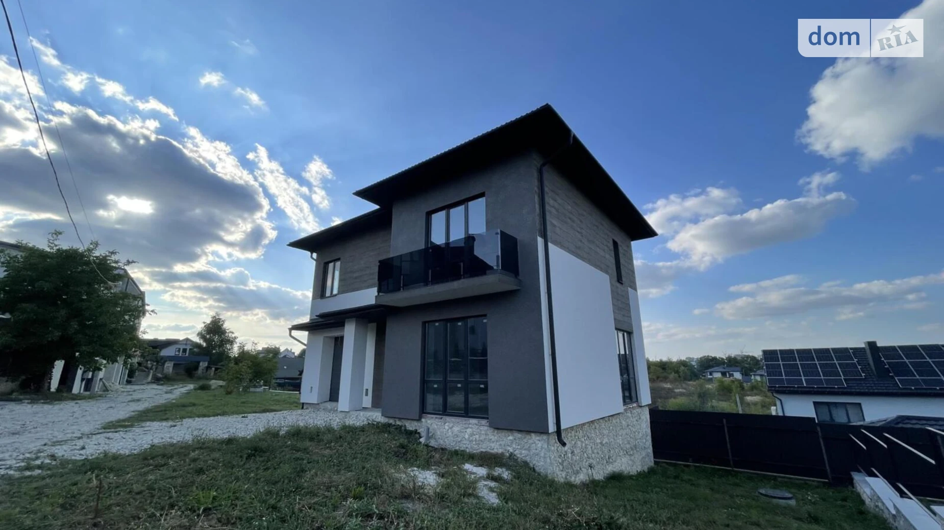 Продается дом на 2 этажа 120 кв. м с бассейном, цена: 96300 $ - фото 2