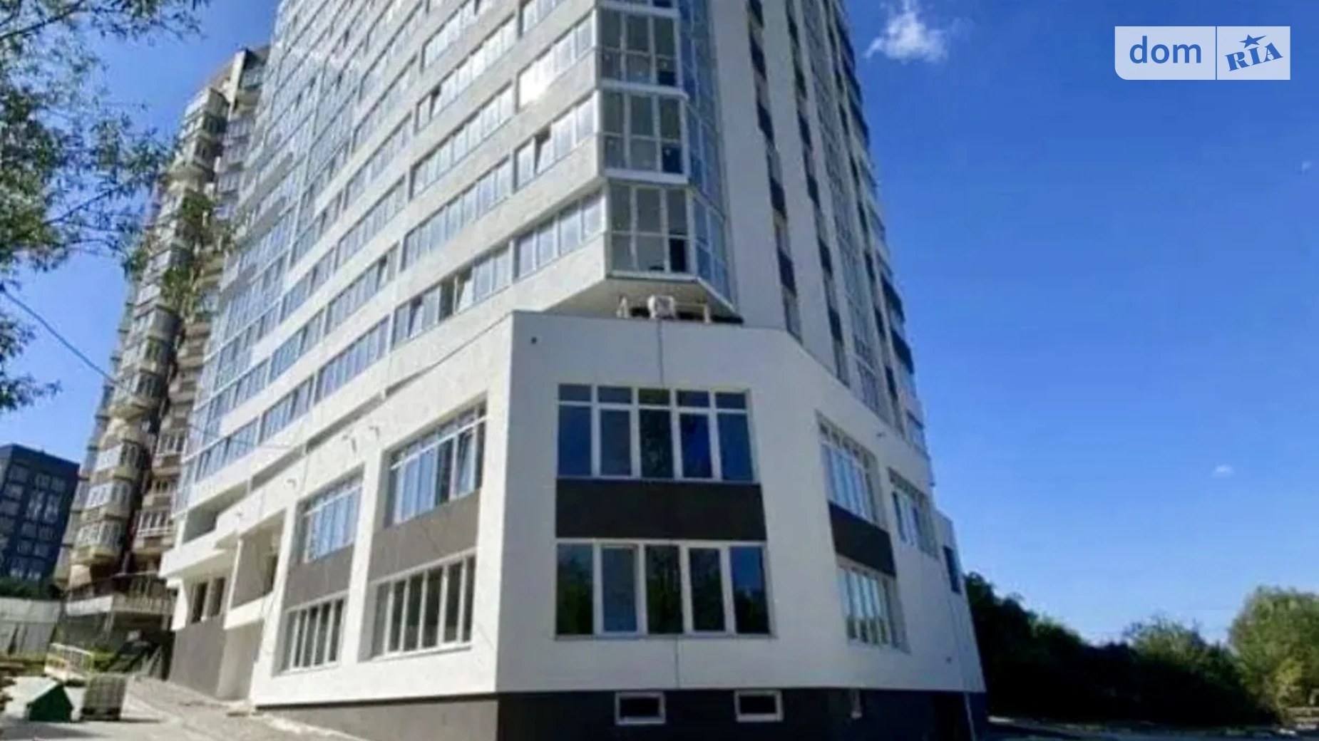Продается 1-комнатная квартира 53 кв. м в Львове, ул. Бережанская, 56 - фото 2