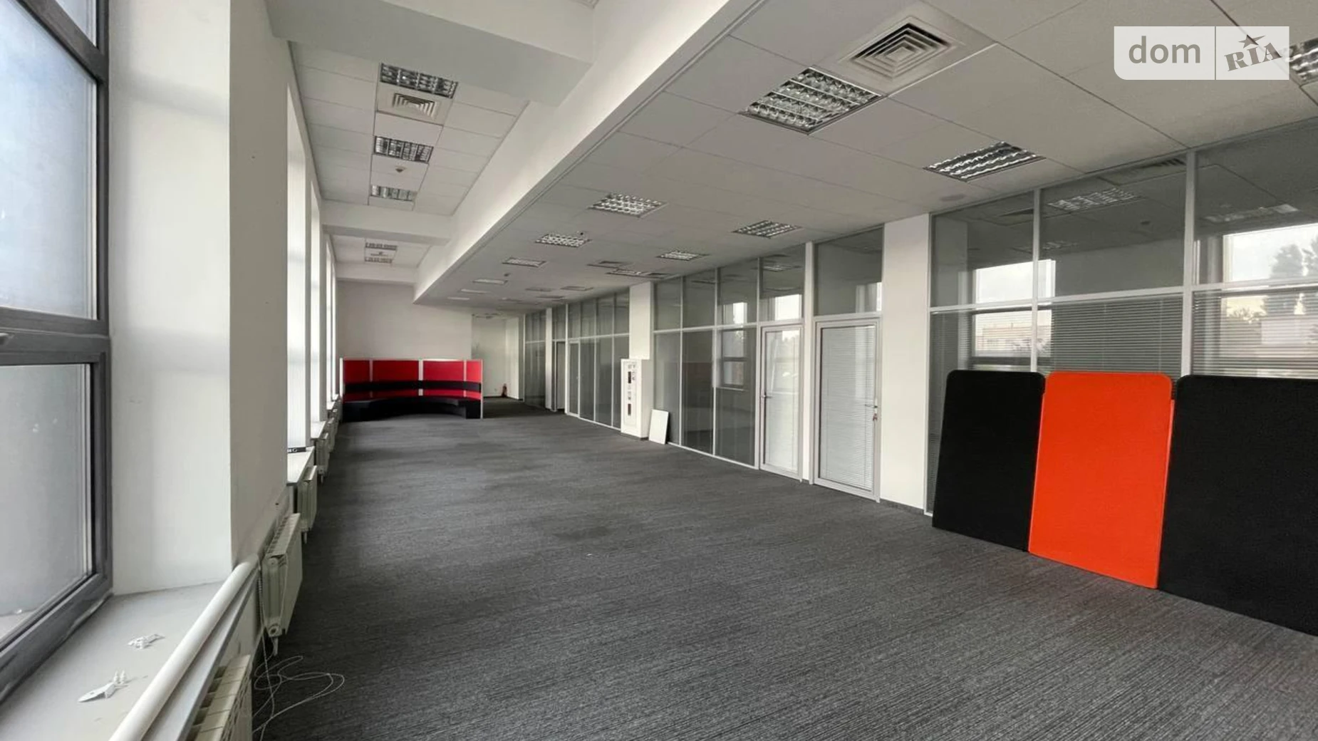 Сдается в аренду офис 635 кв. м в бизнес-центре, цена: 7620 $ - фото 3