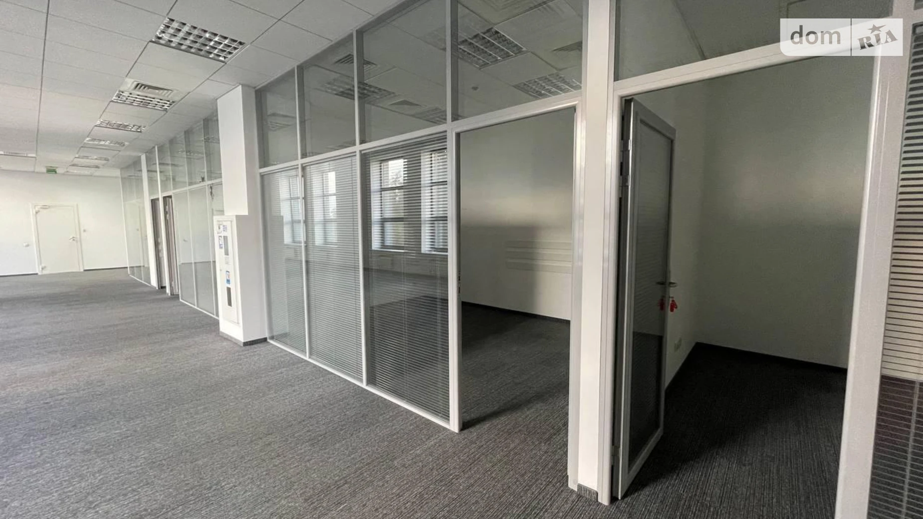 Сдается в аренду офис 635 кв. м в бизнес-центре, цена: 7620 $ - фото 4