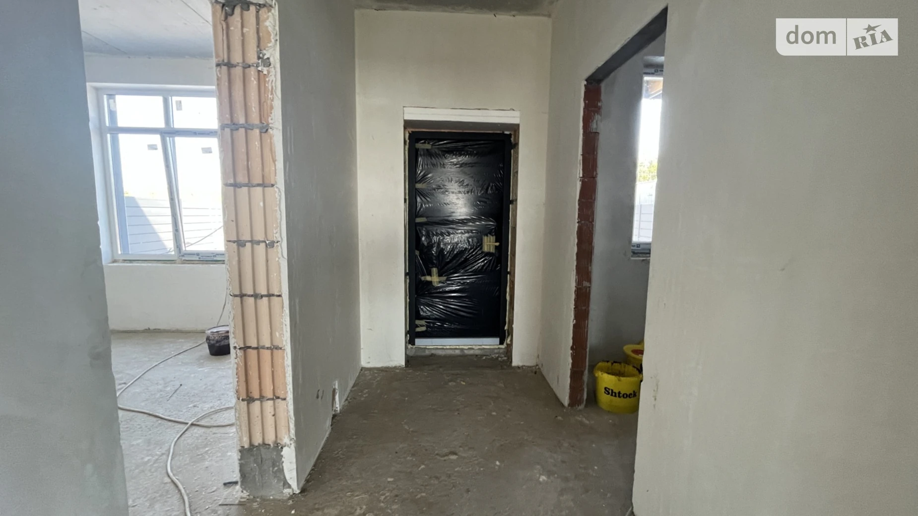 Продается дом на 2 этажа 134 кв. м с гаражом, цена: 150000 $ - фото 3