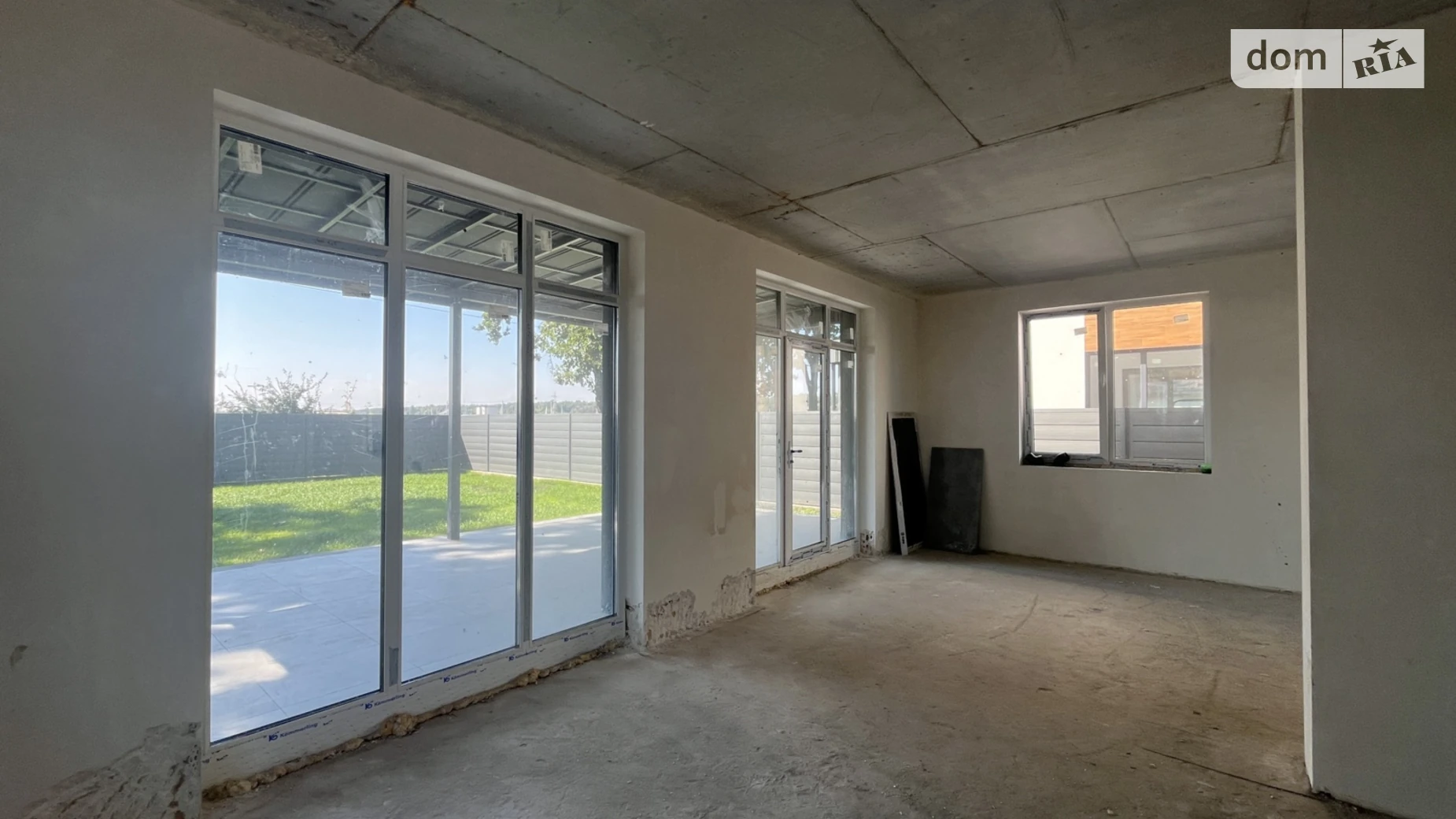 Продается дом на 2 этажа 134 кв. м с гаражом, цена: 150000 $ - фото 4