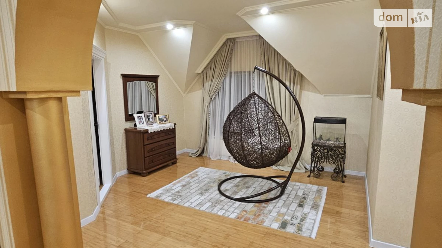 Продается одноэтажный дом 220 кв. м с участком, цена: 248000 $ - фото 4