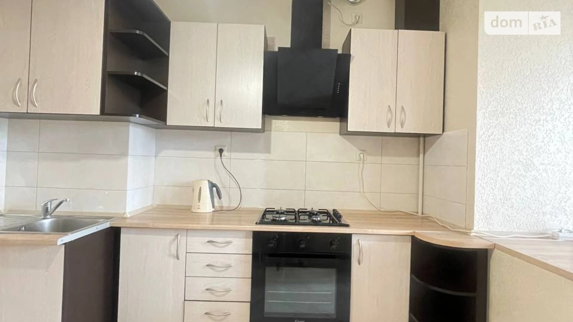 Продается 3-комнатная квартира 86 кв. м в Ивано-Франковске, ул. Гетьмана Ивана Мазепы, 38 - фото 3