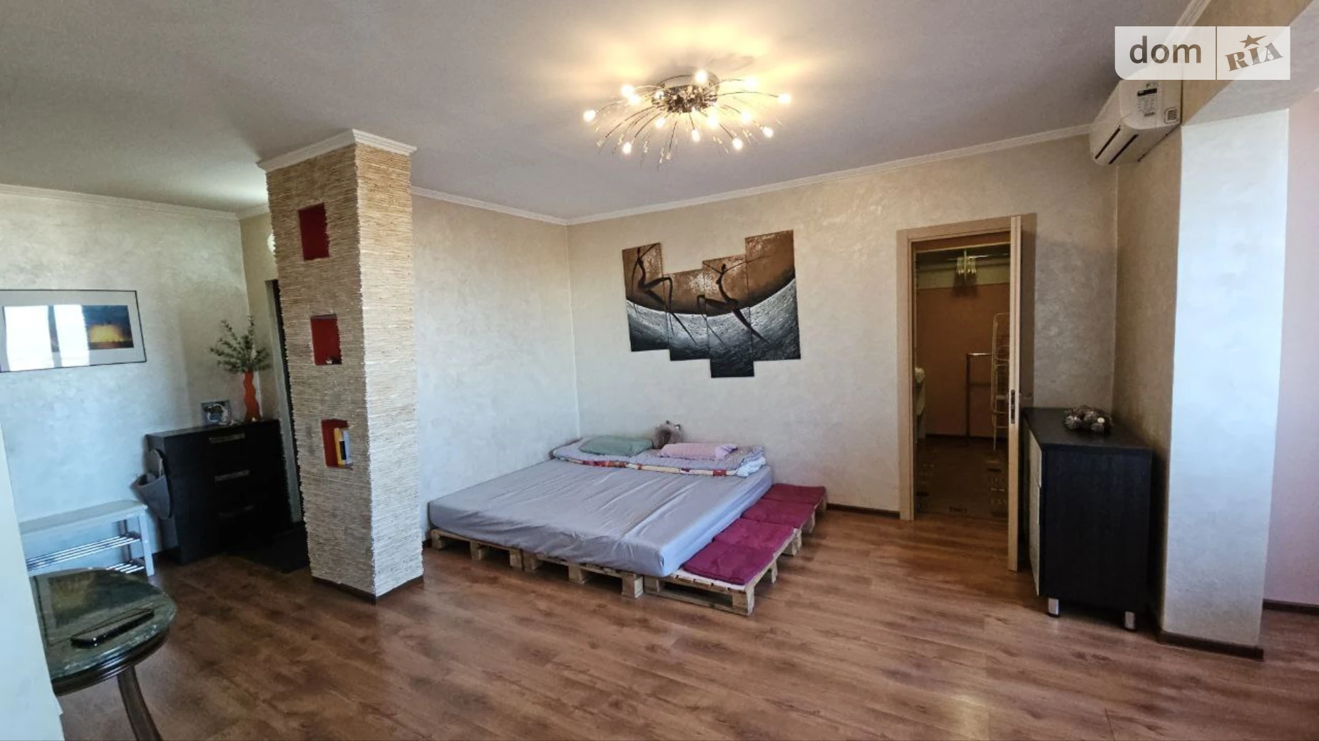 Продается 3-комнатная квартира 75 кв. м в Черновцах, ул. Южно-Окружная, 23 - фото 2