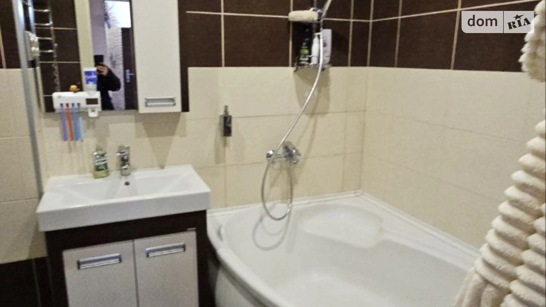 Продается 3-комнатная квартира 75 кв. м в Черновцах, ул. Южно-Окружная, 23 - фото 4