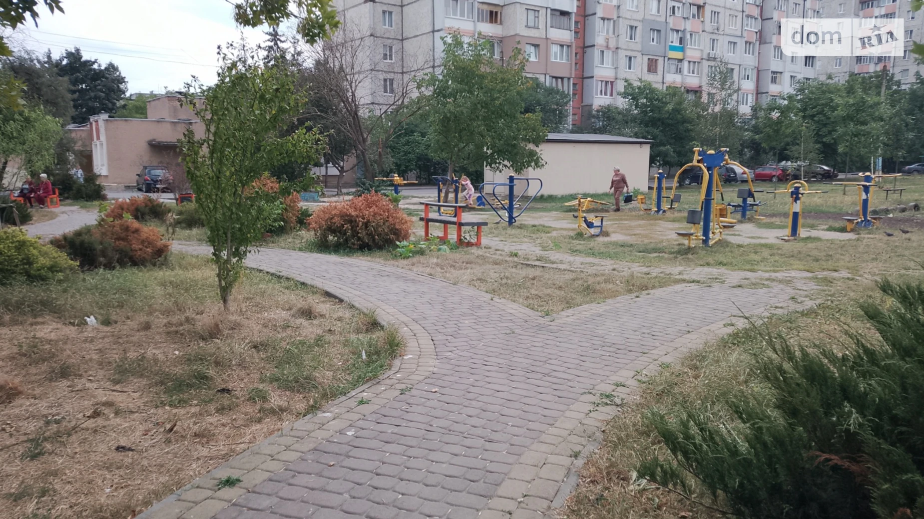 Продається 3-кімнатна квартира 71.6 кв. м у Івано-Франківську, вул. Молодіжна, 56 - фото 2