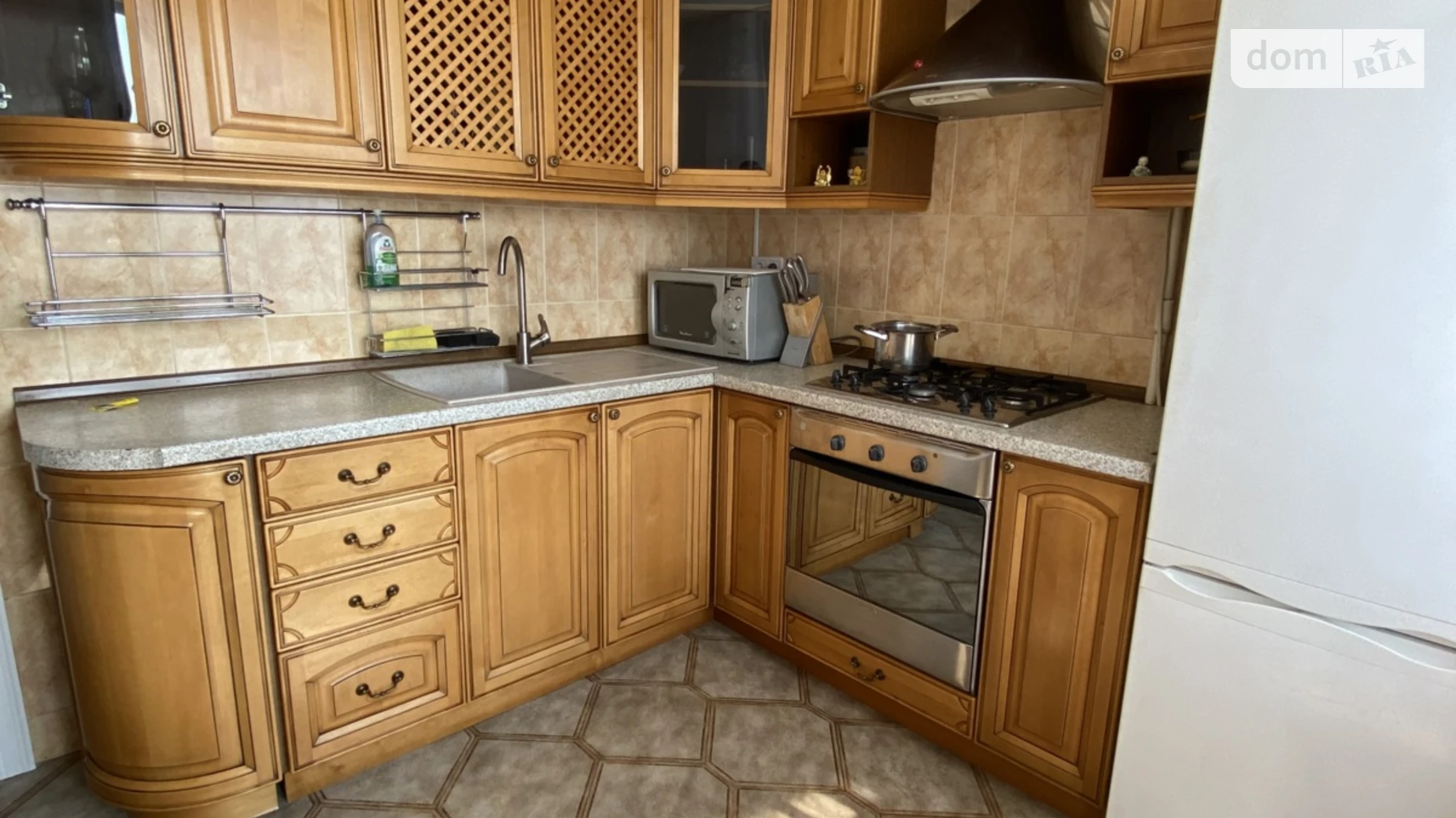 Продается 3-комнатная квартира 71.2 кв. м в Киеве, пл. Оболонская, 1 - фото 3