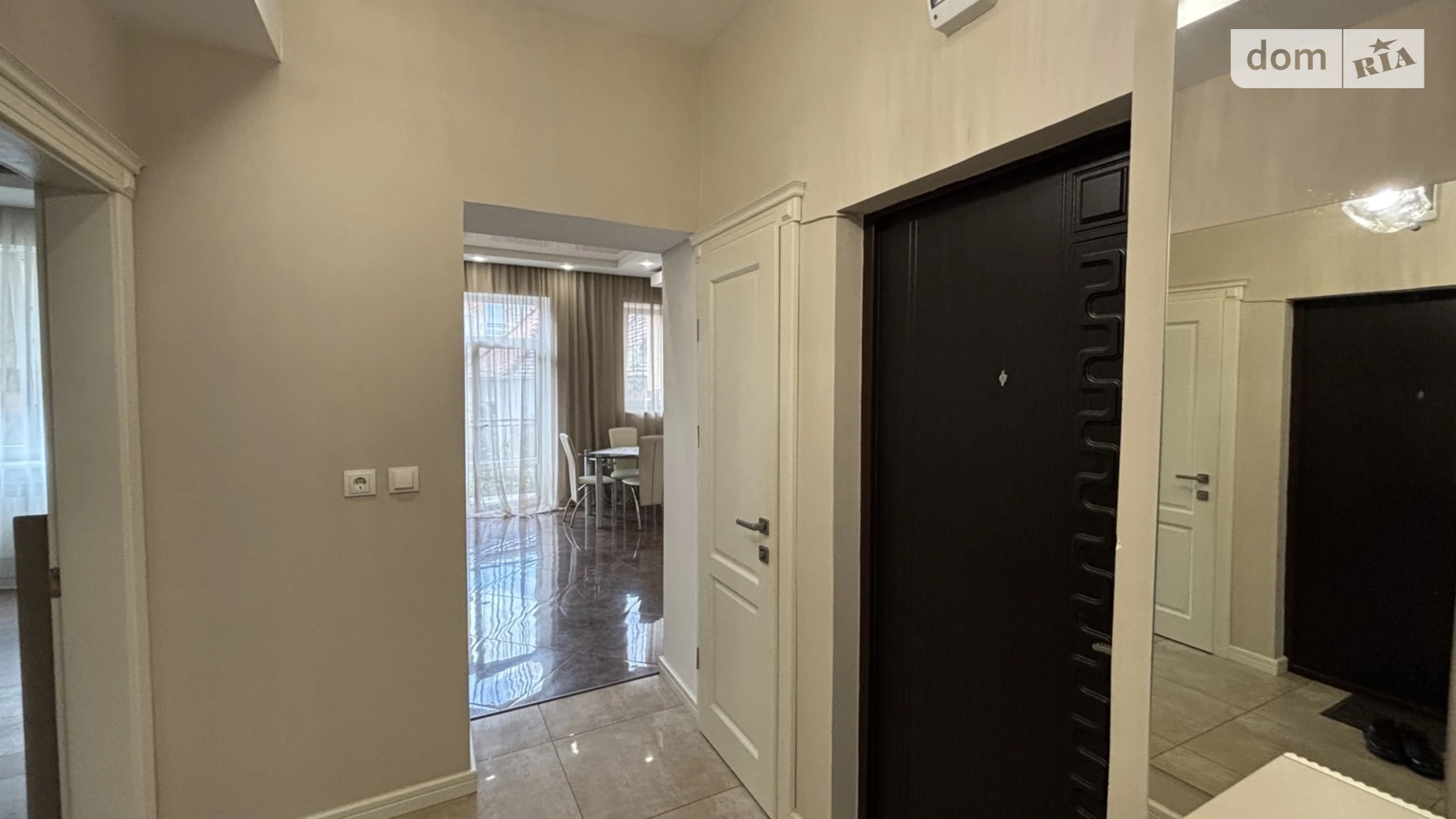 Продается 2-комнатная квартира 70 кв. м в Ужгороде, ул. Лучкая, 18 - фото 4