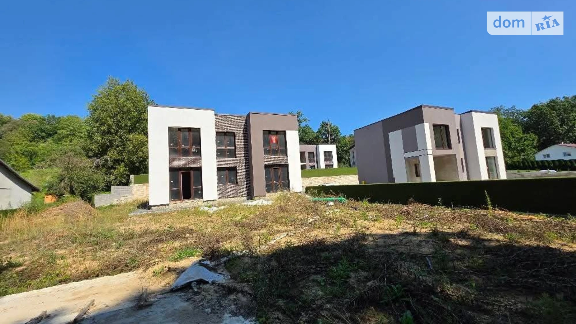 Продается дом на 2 этажа 140 кв. м с садом, цена: 130000 $ - фото 2
