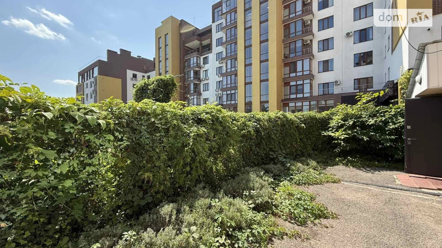 Продается объект сферы услуг 114 кв. м в 5-этажном здании, цена: 150000 $ - фото 2