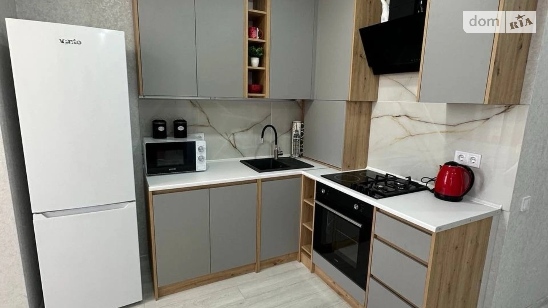 Продается 1-комнатная квартира 39.6 кв. м в Фонтанке, ул. Чехова - фото 2