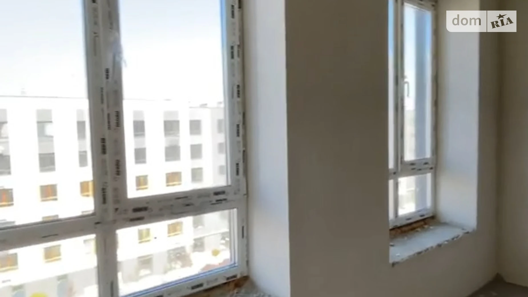 Продается 1-комнатная квартира 28 кв. м в Ирпене, ул. Соборная(ІІІ Интернационала), 2К/40 - фото 2