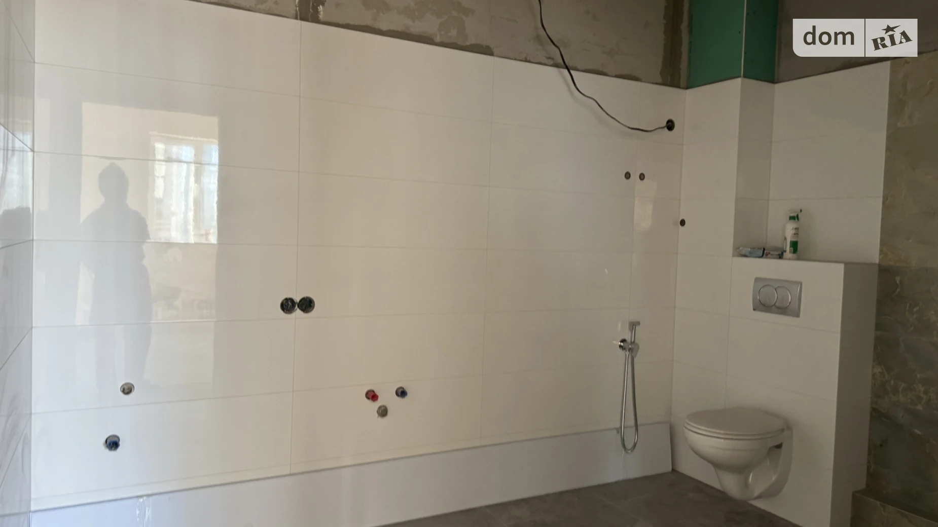 Продается 3-комнатная квартира 101 кв. м в Киеве, ул. Андрея Верхогляда(Драгомирова), 14А - фото 3