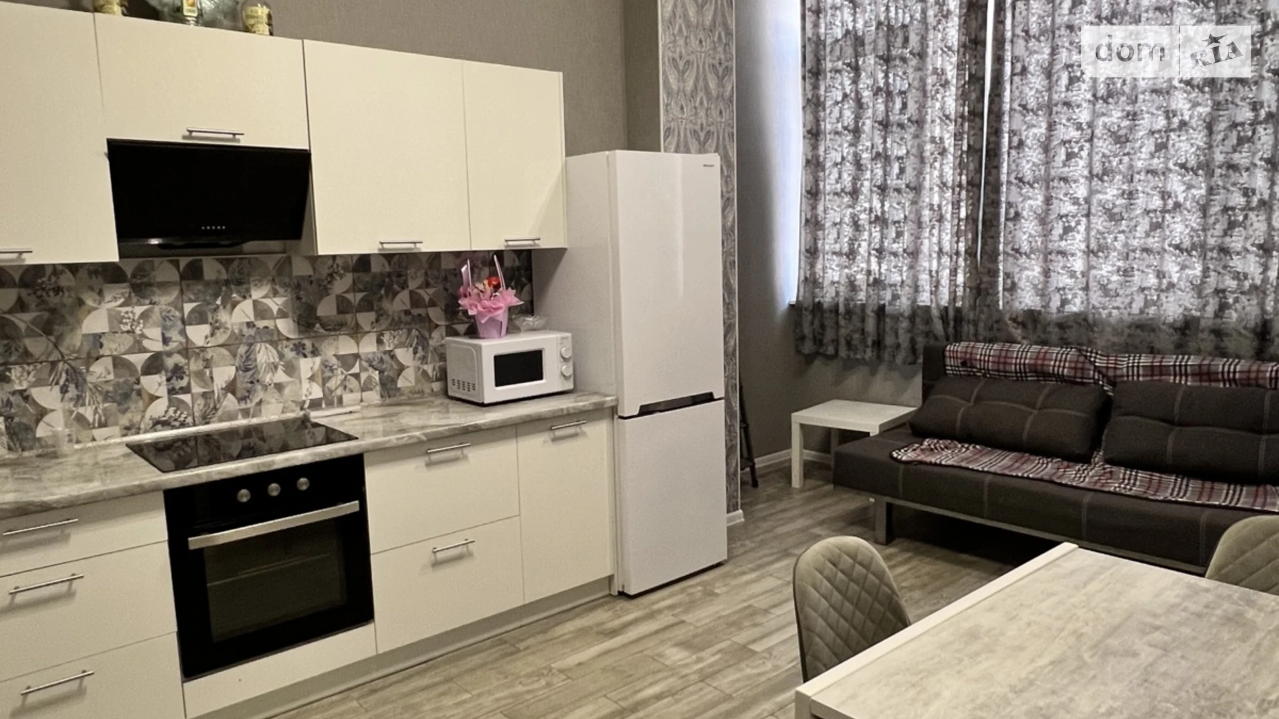 Сдается в аренду 1-комнатная квартира 50 кв. м в, цена: 12000 грн - фото 4