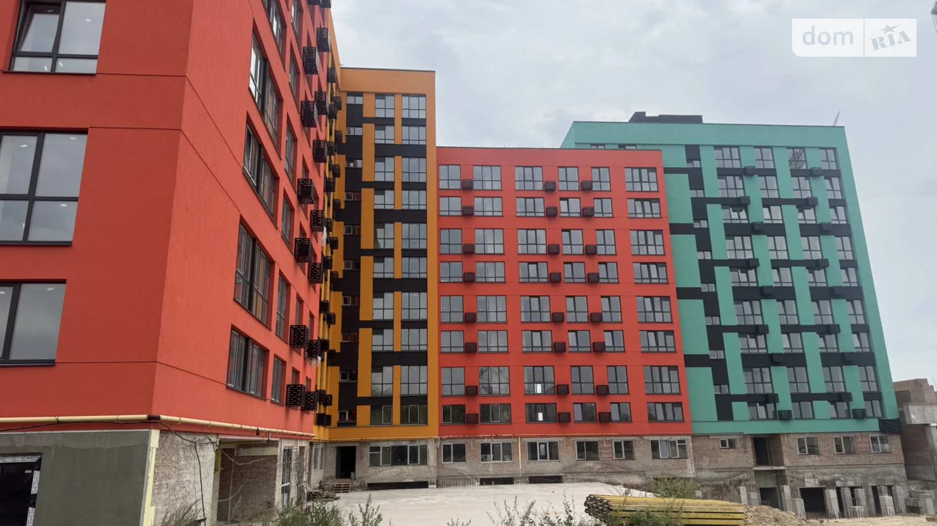 2-комнатная квартира 63.7 кв. м в Тернополе, ул. Академика Сергея Королева, 7Б - фото 2
