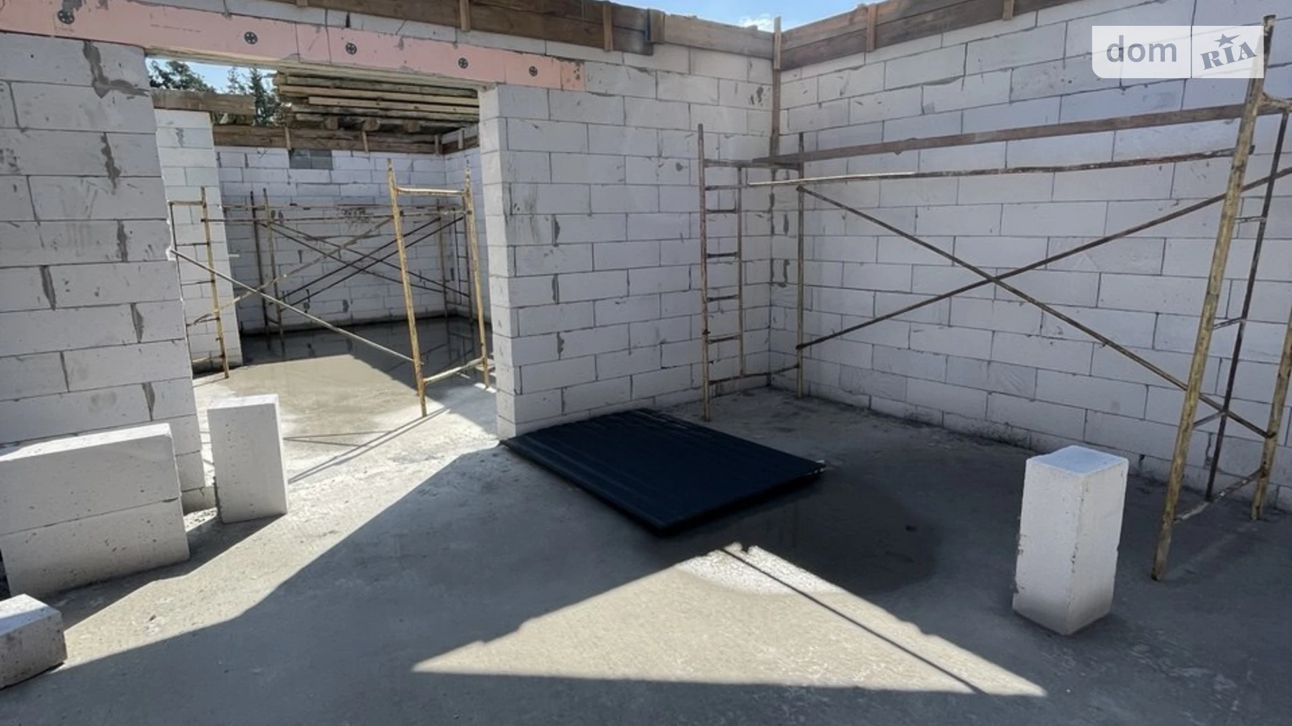 Продается одноэтажный дом 157 кв. м с подвалом, цена: 147000 $ - фото 2