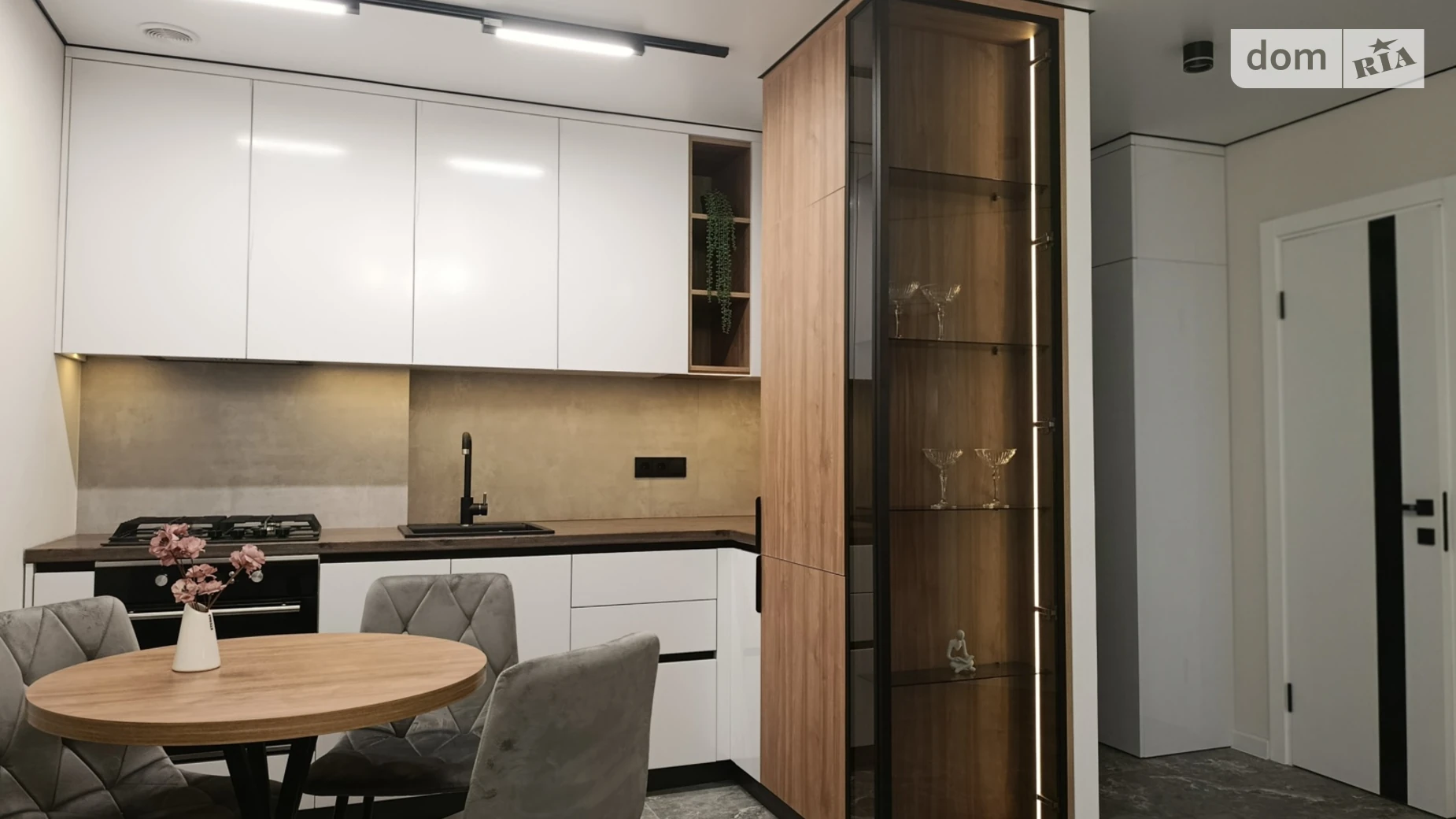 2-комнатная квартира 53 кв. м в Тернополе, ул. Смакулы - фото 3