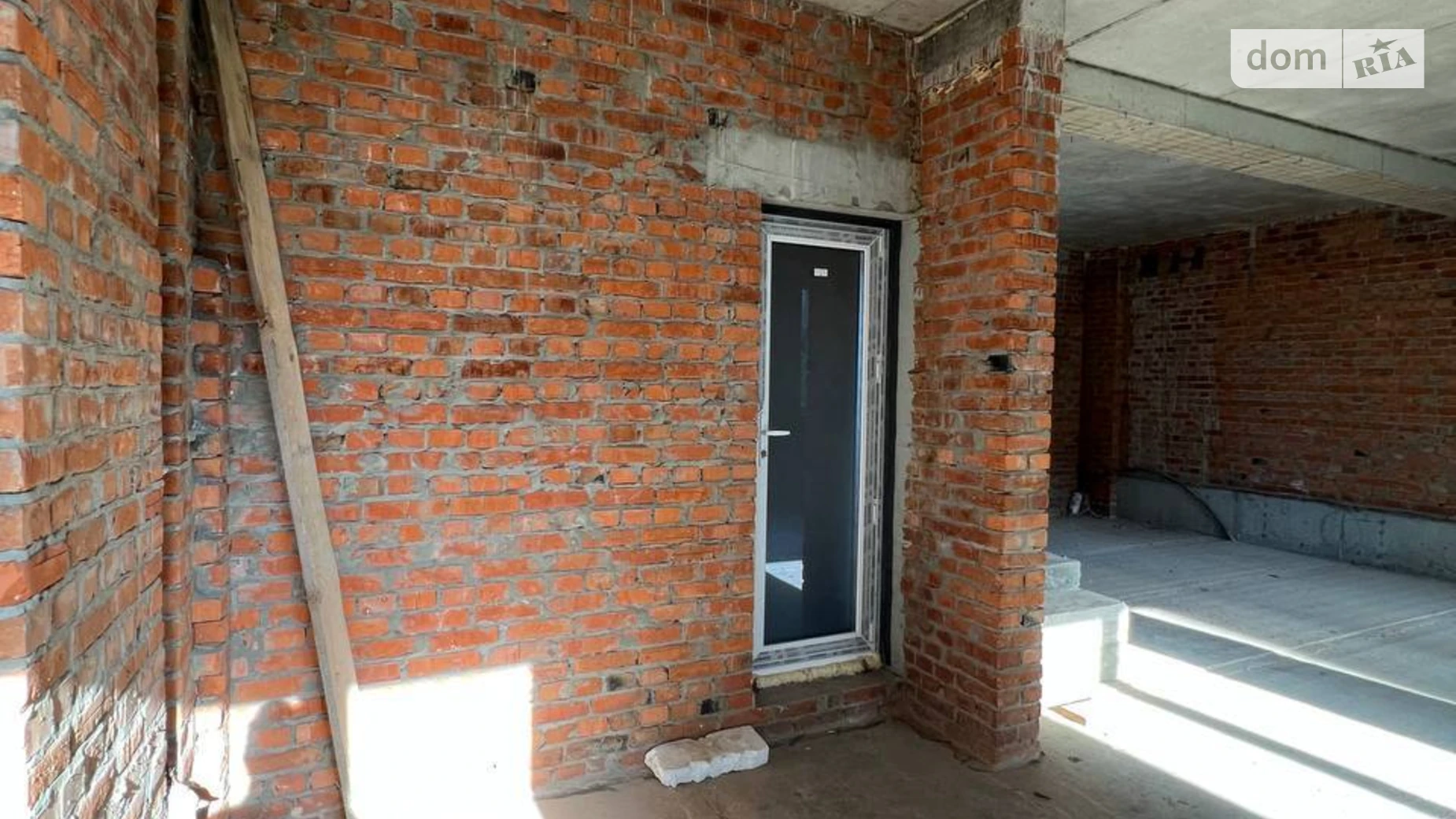 Продается дом на 2 этажа 200 кв. м с балконом, цена: 290000 $ - фото 3