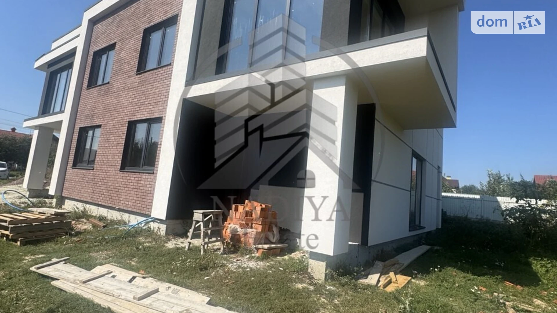 Продается дом на 2 этажа 120 кв. м с балконом, цена: 98000 $ - фото 2