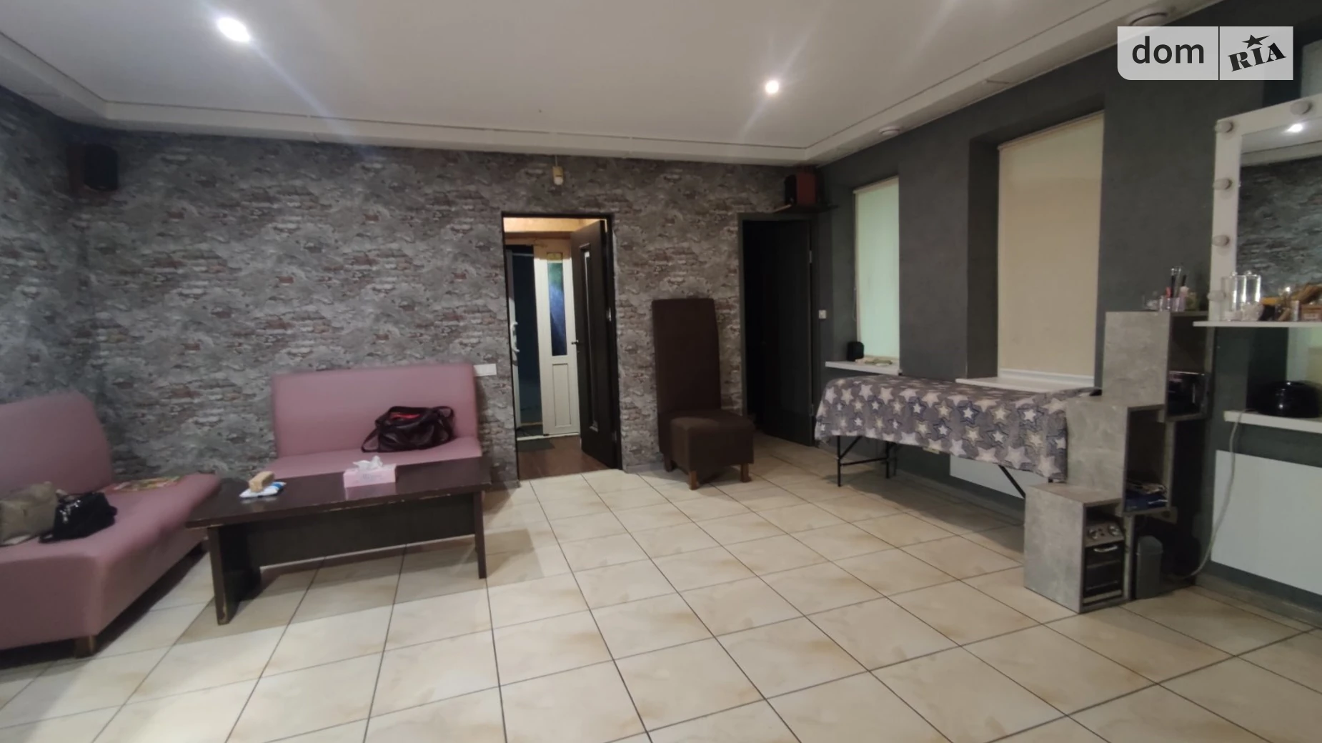 Сдается в аренду офис 116.8 кв. м в бизнес-центре, цена: 25000 грн - фото 2