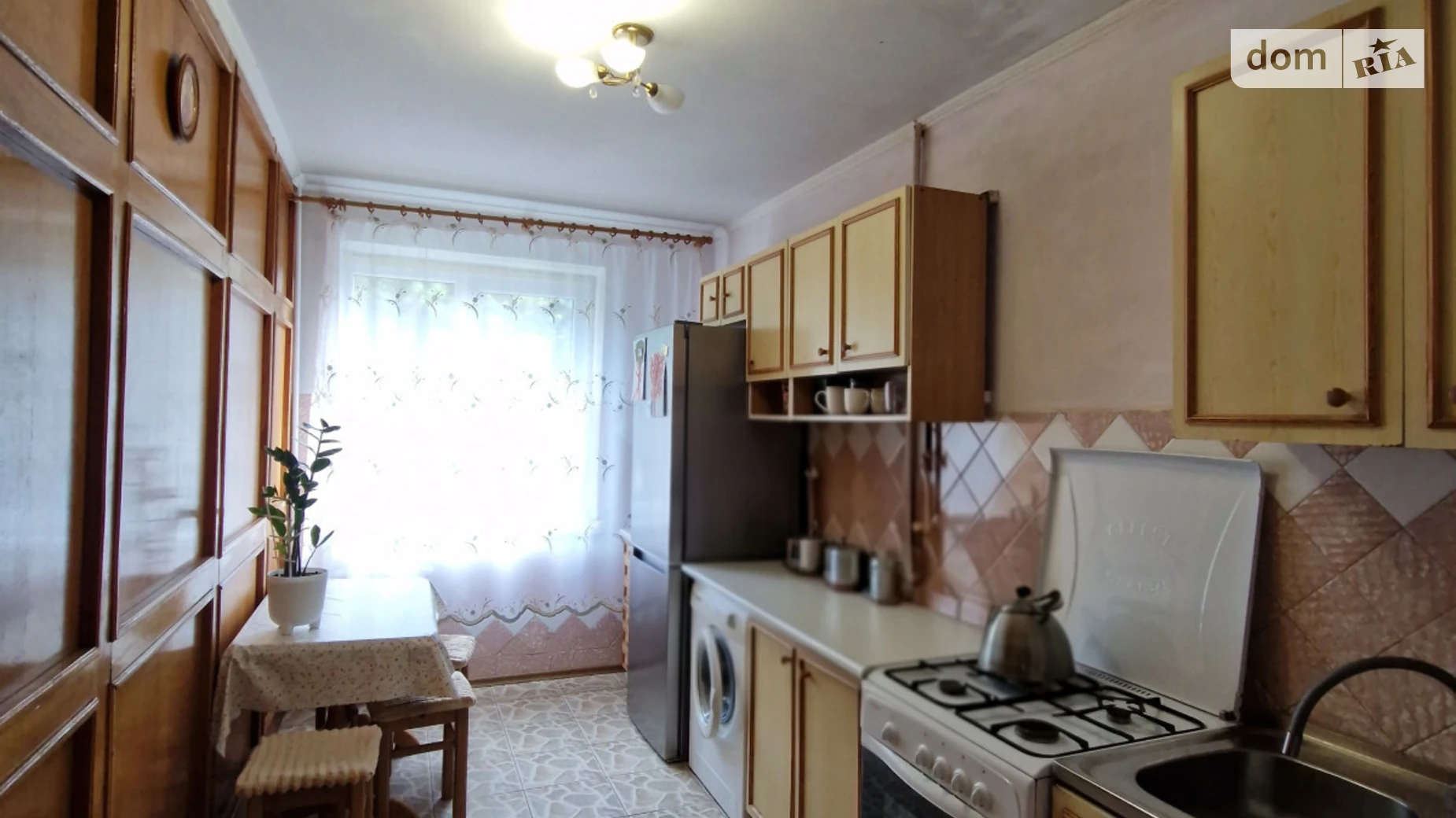 Продается 3-комнатная квартира 68.1 кв. м в Львове, просп. Красной Калины, 48 - фото 2