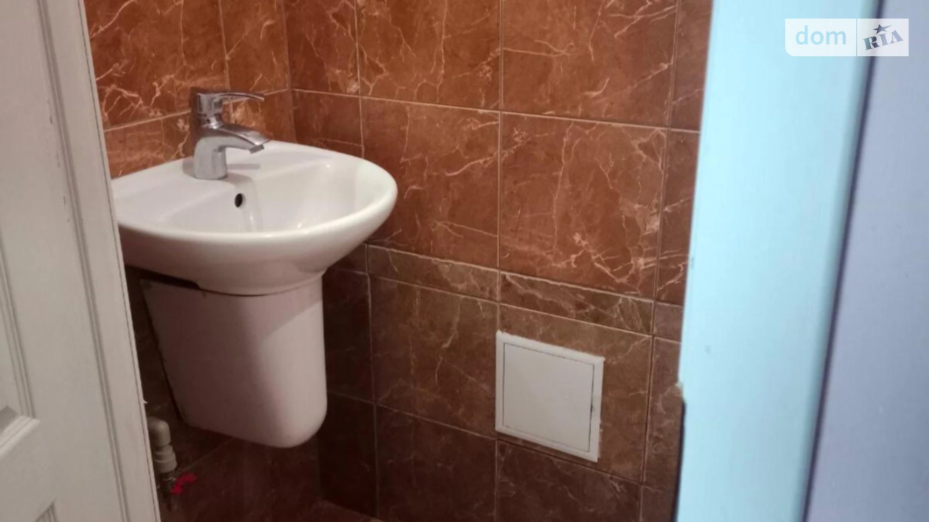 Продается офис 56.8 кв. м в бизнес-центре, цена: 50000 $ - фото 4