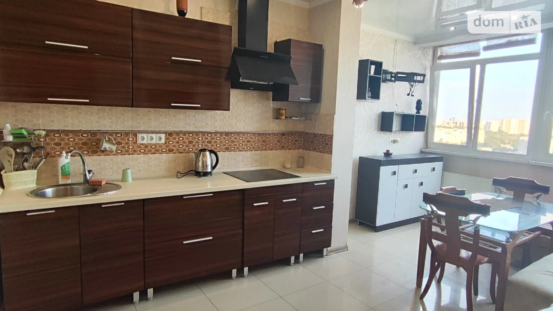 Продается 2-комнатная квартира 47 кв. м в Одессе, ул. Якова Бреуса, 63/1 - фото 3