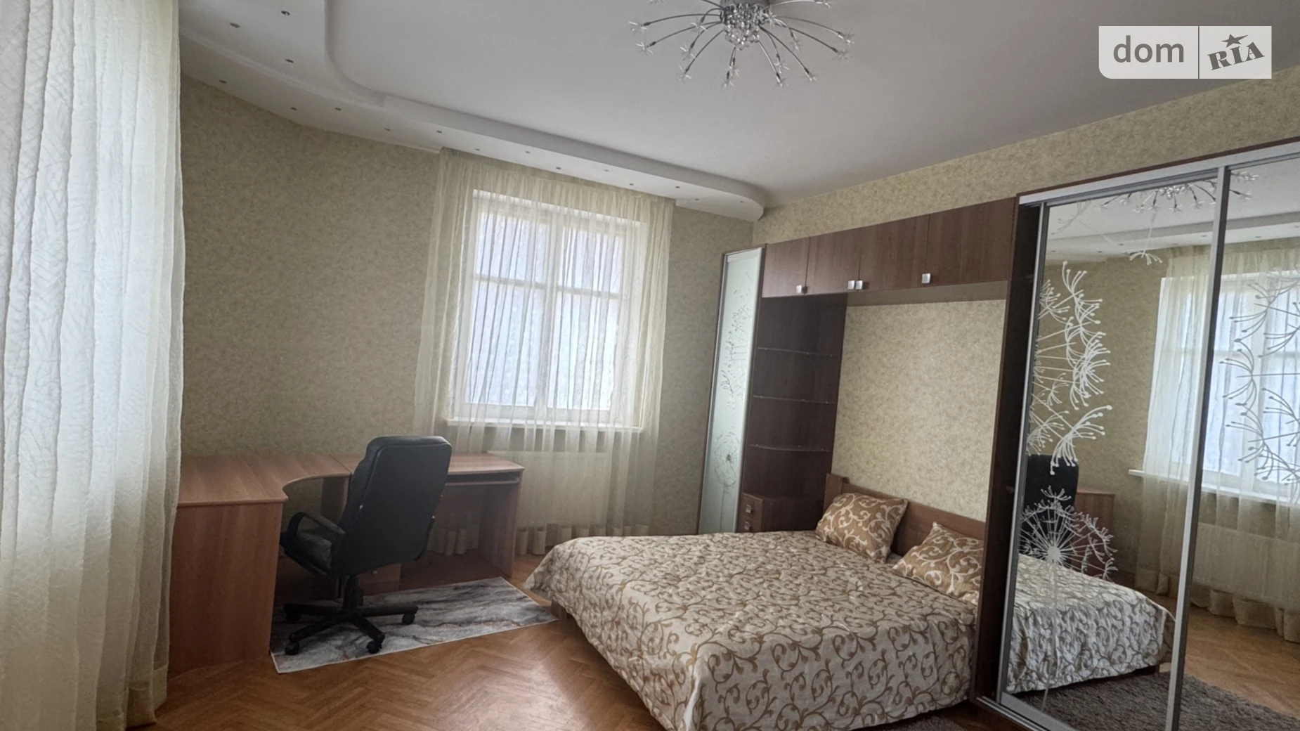 Сдается в аренду 3-комнатная квартира 134.7 кв. м в Киеве, ул. Коновальца Евгения, 32Б - фото 2