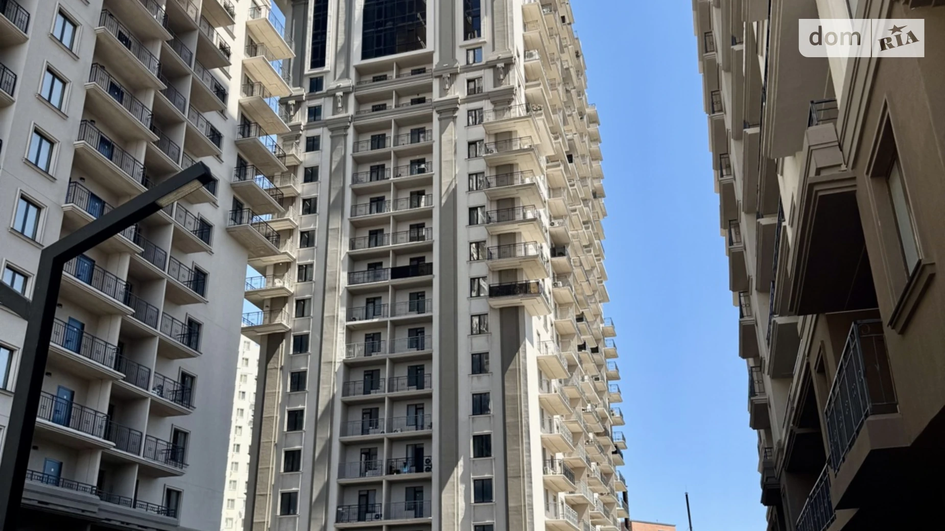 Продается 3-комнатная квартира 106.16 кв. м в Одессе, Фонтанская дор., 25 корпус 2 - фото 4