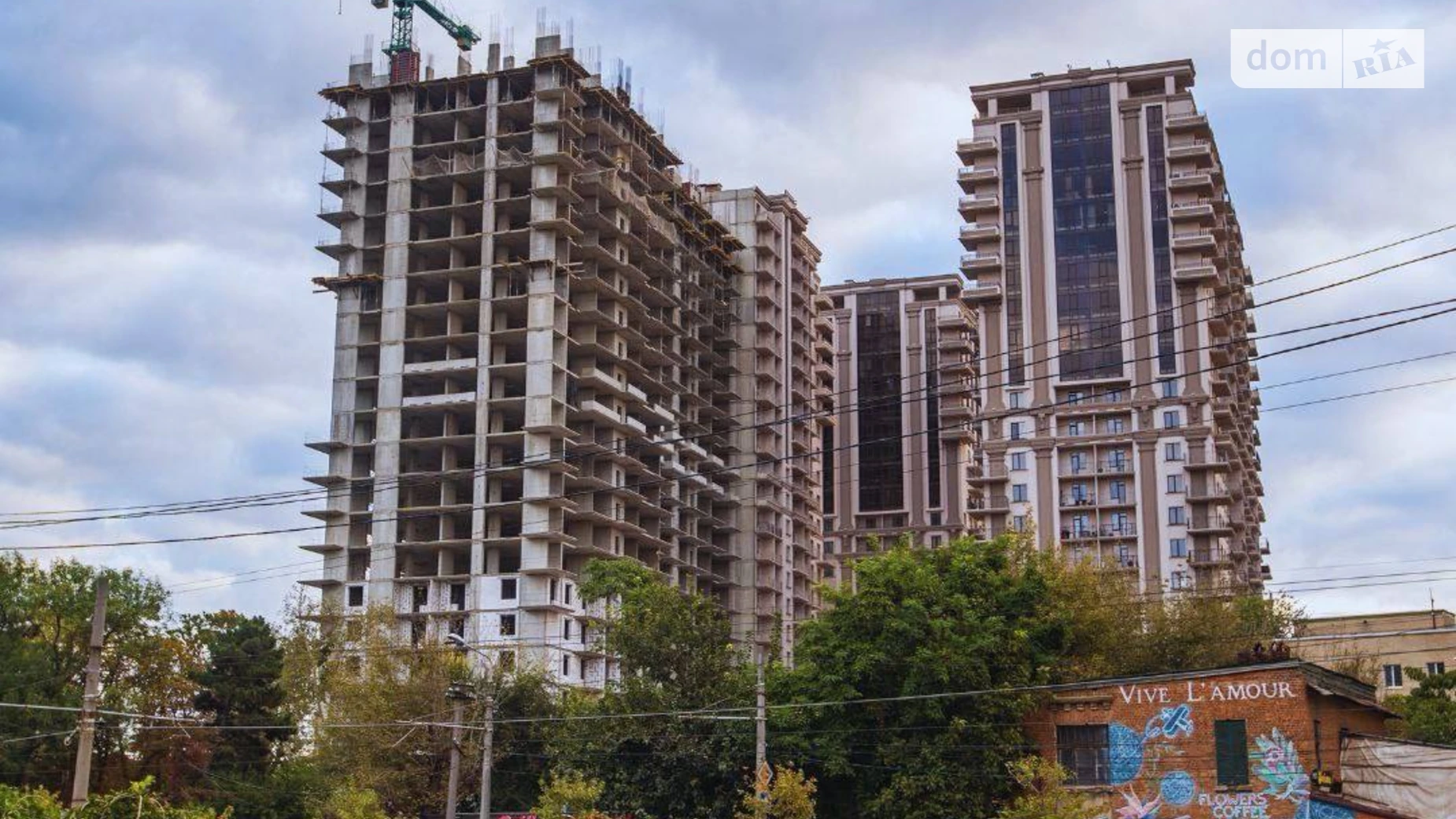 Продается 3-комнатная квартира 106.16 кв. м в Одессе, Фонтанская дор., 25 корпус 2 - фото 2