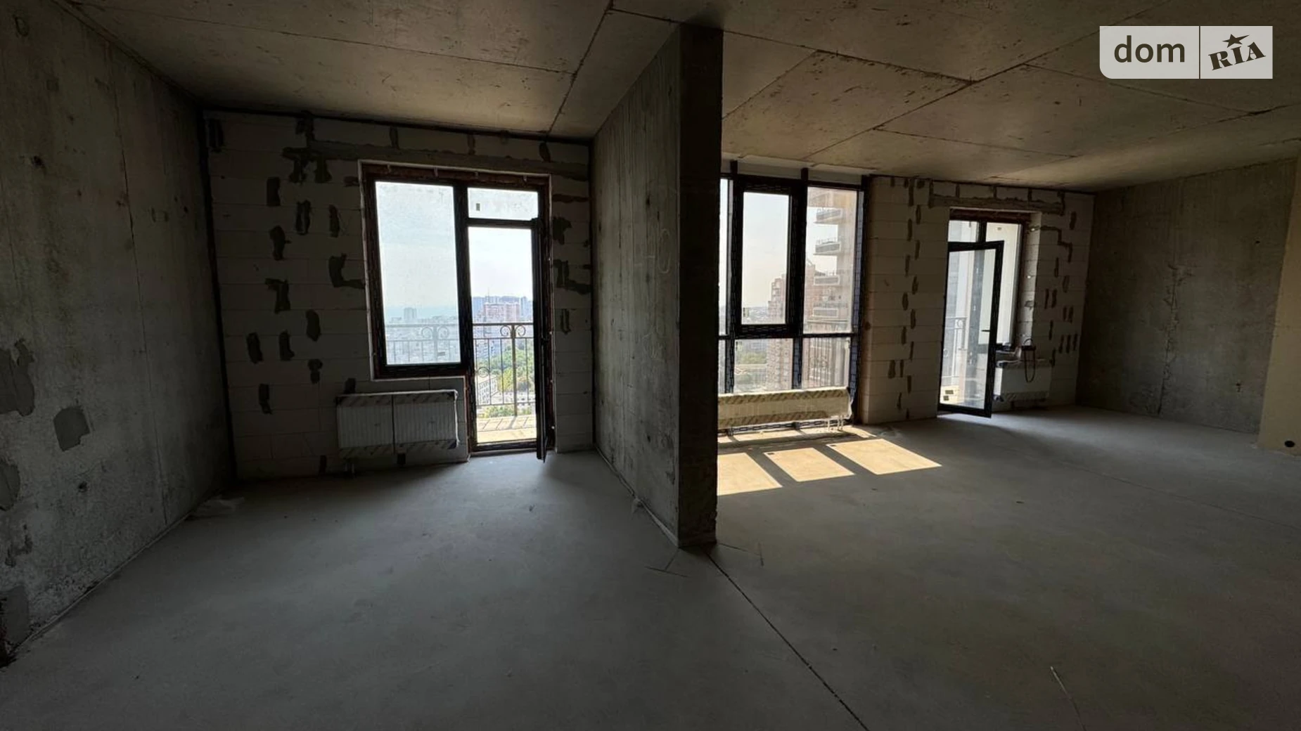 Продается 2-комнатная квартира 82 кв. м в Одессе, Фонтанская дор., 25 корпус 1 - фото 2