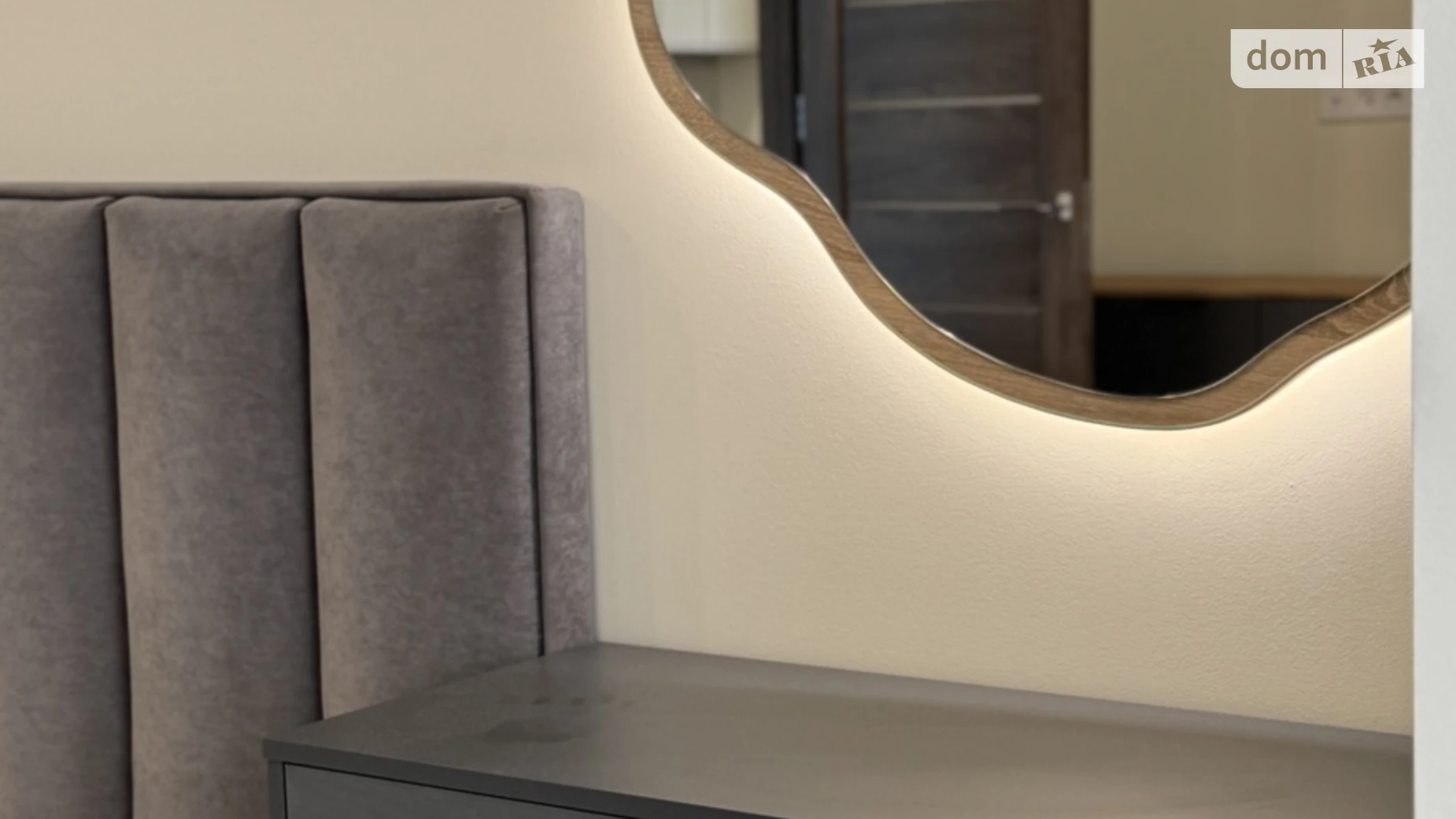 Сдается в аренду 1-комнатная квартира 52 кв. м в Ивано-Франковске, ул. Волошина Августина, 2А - фото 5